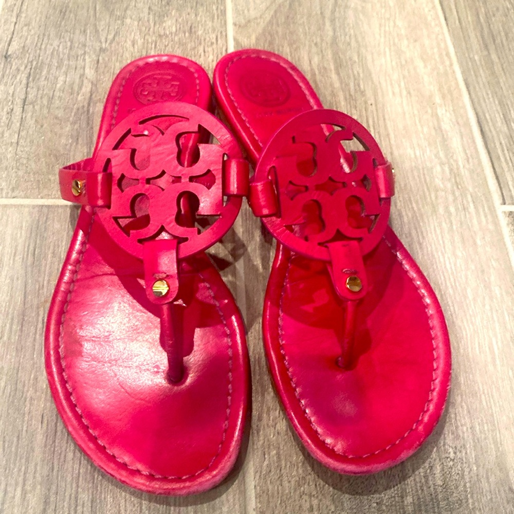 Tory Burch Miller Sandal bright fuchsia pink. Size 9